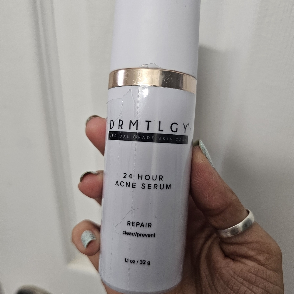 DRMTLGY 24 Hour Acne Serum